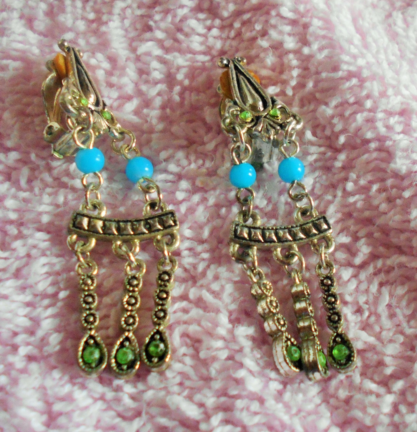 Vintage dangle beads clip on earrings