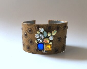 leather cuff bracelet - ostrich embossed leather with vintage inspired brooch - 1.5" wide
