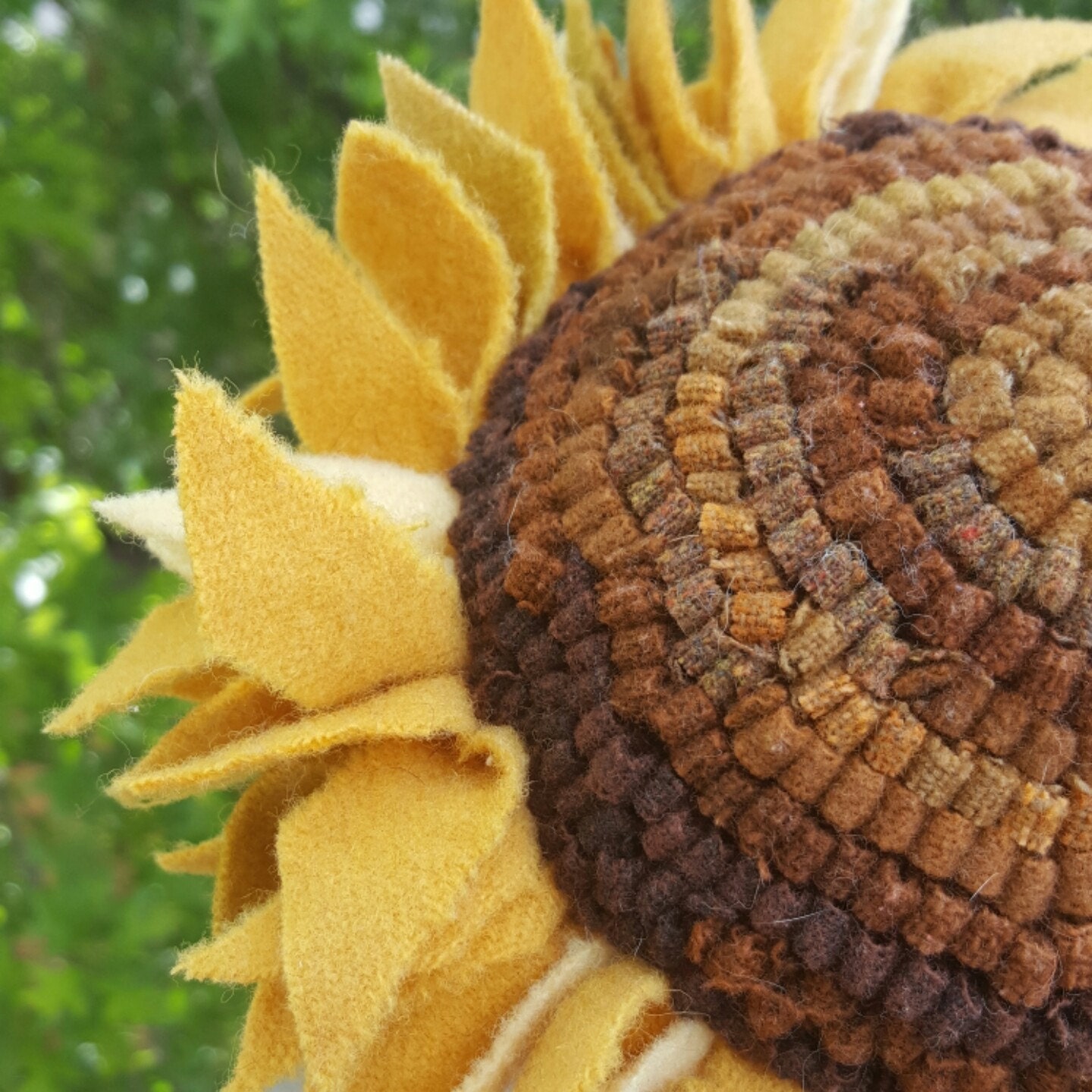 Rug Hooked Traditional Sunflower Primitive Home Decor