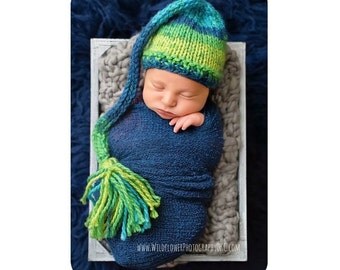 Knit Baby Hat, Knit Baby Elf Hat, Newborn Elf Hat, Newborn Stocking Hat, Newborn Long Tail Hat, Baby Photo Prop, Newborn Photography Prop