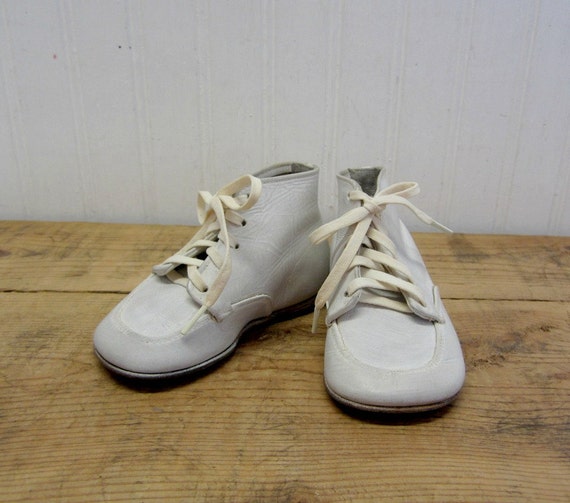 white hard bottom baby shoes
