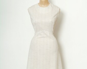 1960s / Vintage Dress / 60s mod Dress / 70s / Mod / Sleeveless / gift for her / 60s dress /Size L / Sleeveless dress /Cream