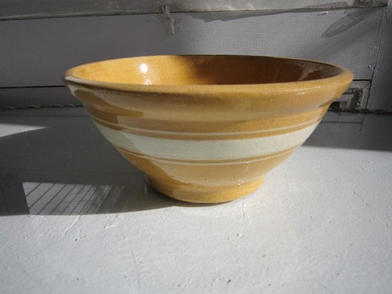 Beautiful Antique Yellow Ware Bowl   Il 570xN.876549461 Qe8e 