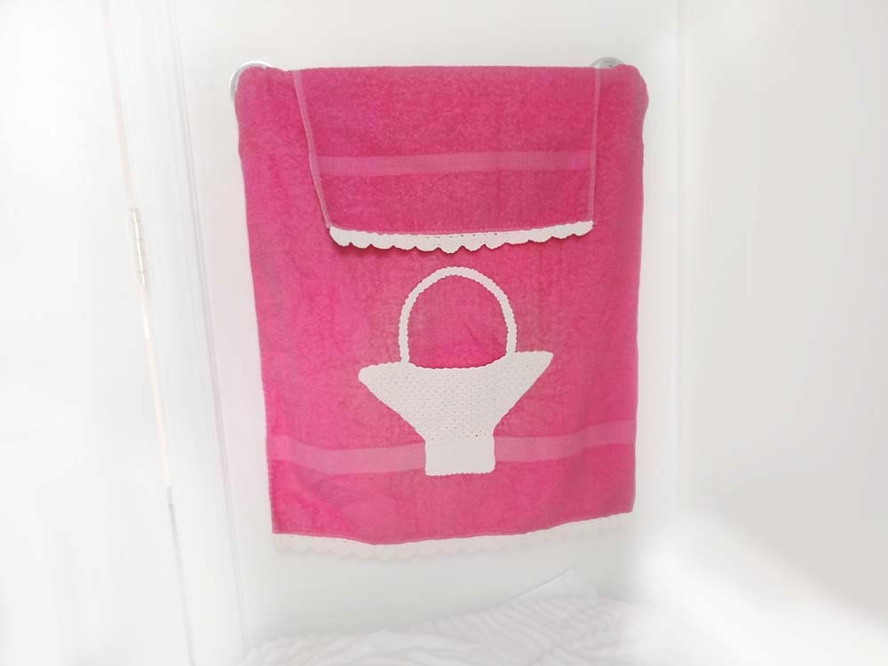Hot Pink Towels by Cannon Bath Towel Hand Towel Cottage Chic
