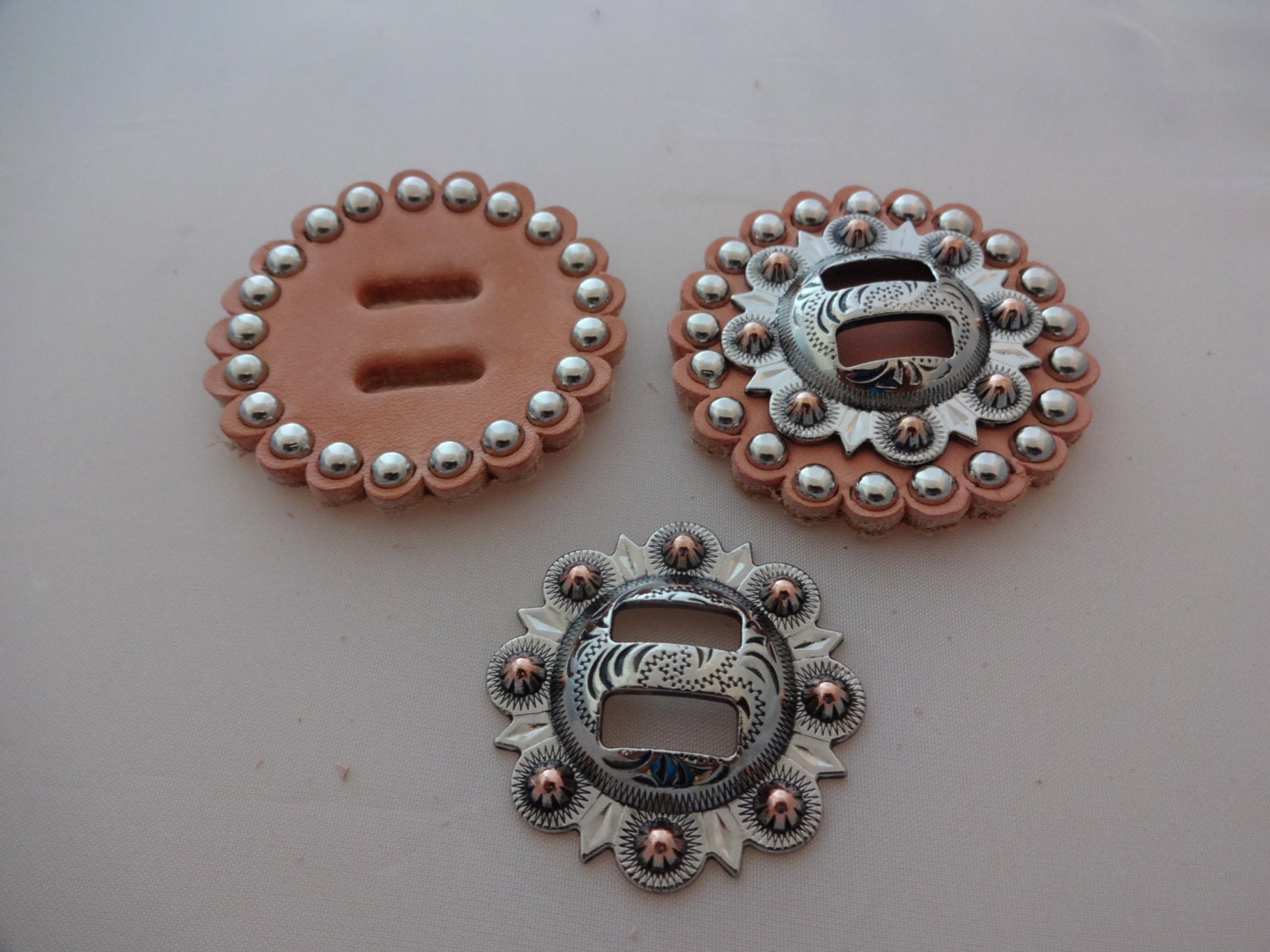 New Pair Slotted Conchos Pico Berry Leather Rosettes Western