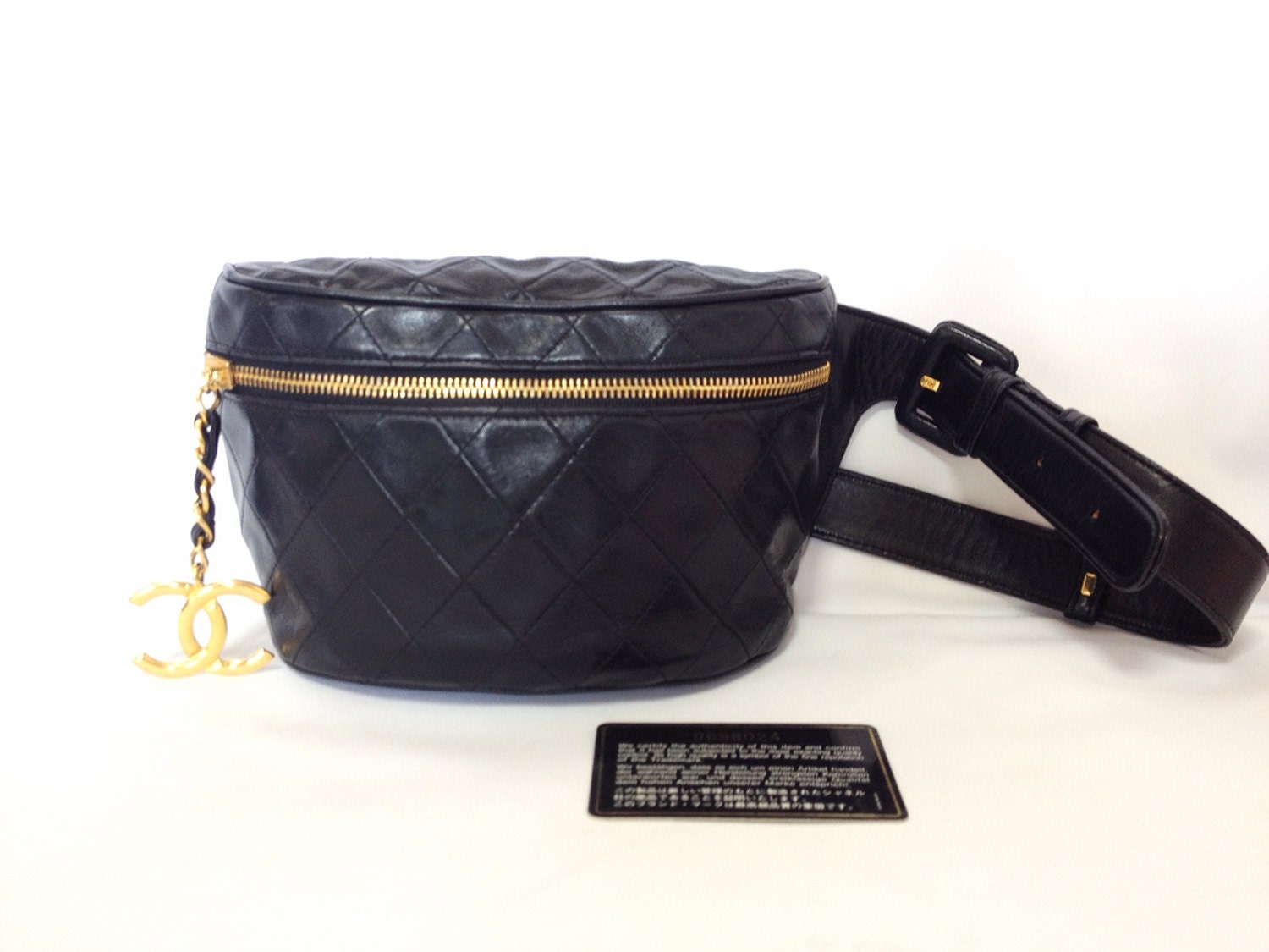 Vintage CHANEL black leather waist bag fanny pack with by eNdApPi