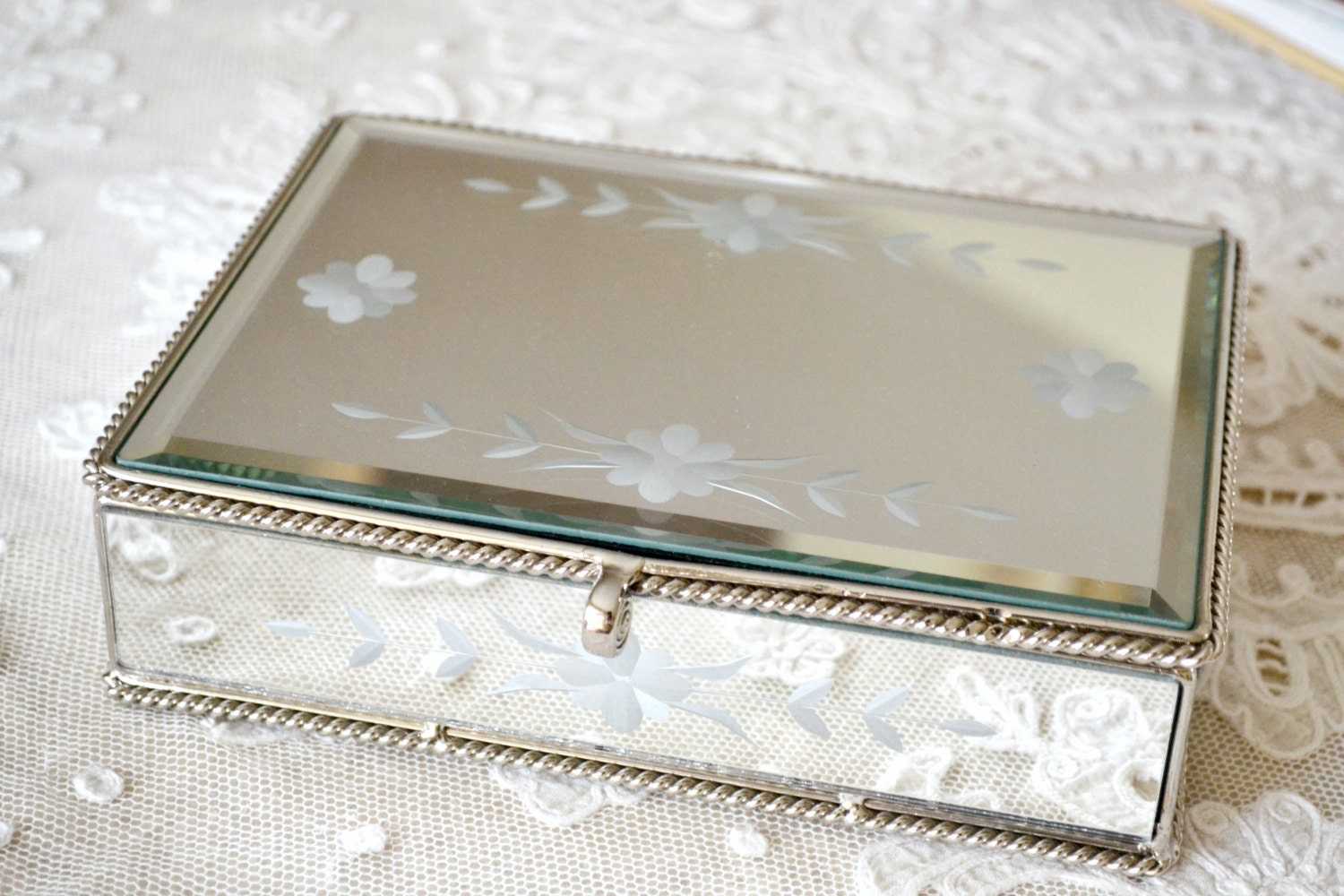 Pretty Vintage Mirrored Jewelry Box