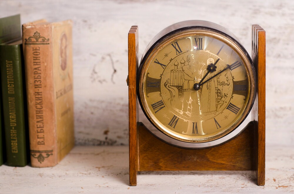 Vintage alarm clock Wooden case windup alarm clock by Grannysbox