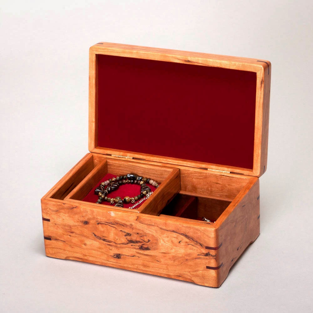 small-wood-jewelry-box-jewelry-accessory-box-treasure-box