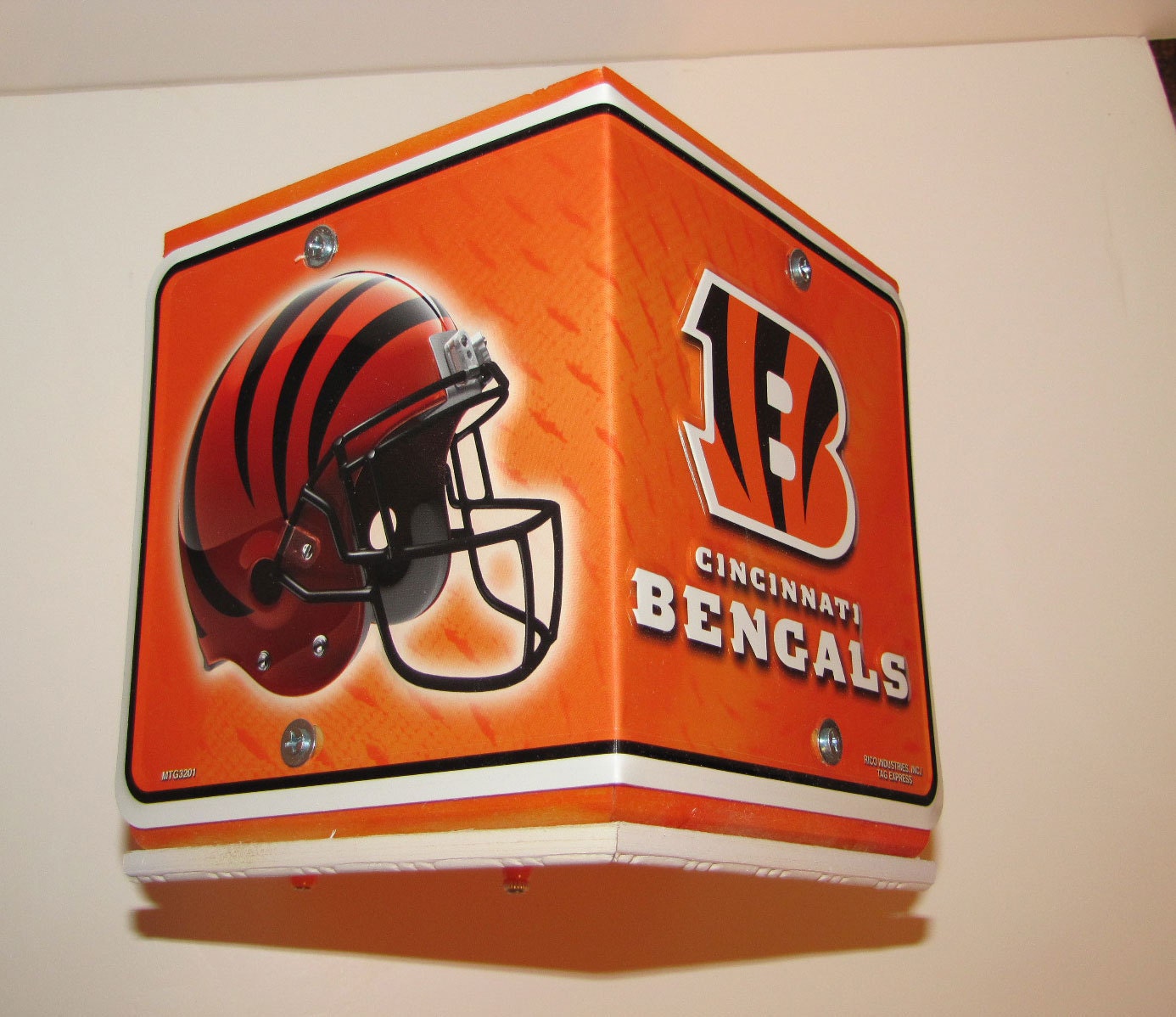 Cincinnati Bengals birdhouse NFL License Plate Birdhouse