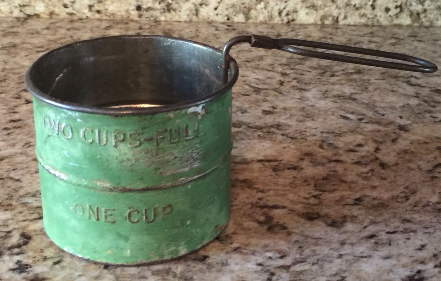 Vintage Green 2 Cup Metal Flour Sifter Swivel Handle