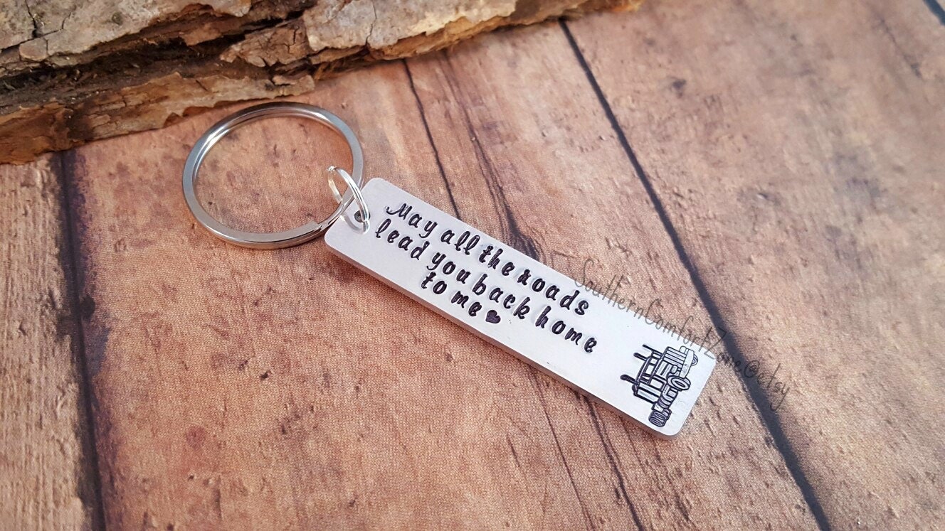 Semi Truck Big Rig 18 Wheeler Vector Art Illustration Isolated In White - Foto 6