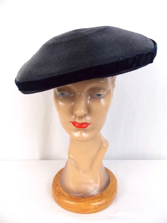Vintage Navy Blue Saucer Hat Lacquered Straw by ofcorsetsvintage