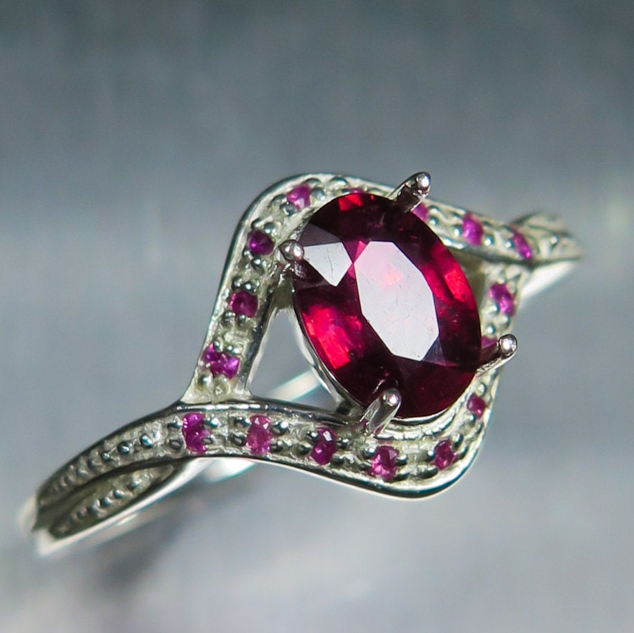 1ct Natural Ruby pigeon blood red 925 Silver engagement ring
