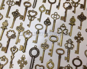 100pcs vintage crown keys, antique skeleton keys , pendant heart Wedding decorations,wedding favors, christmas tree decorations VK0055