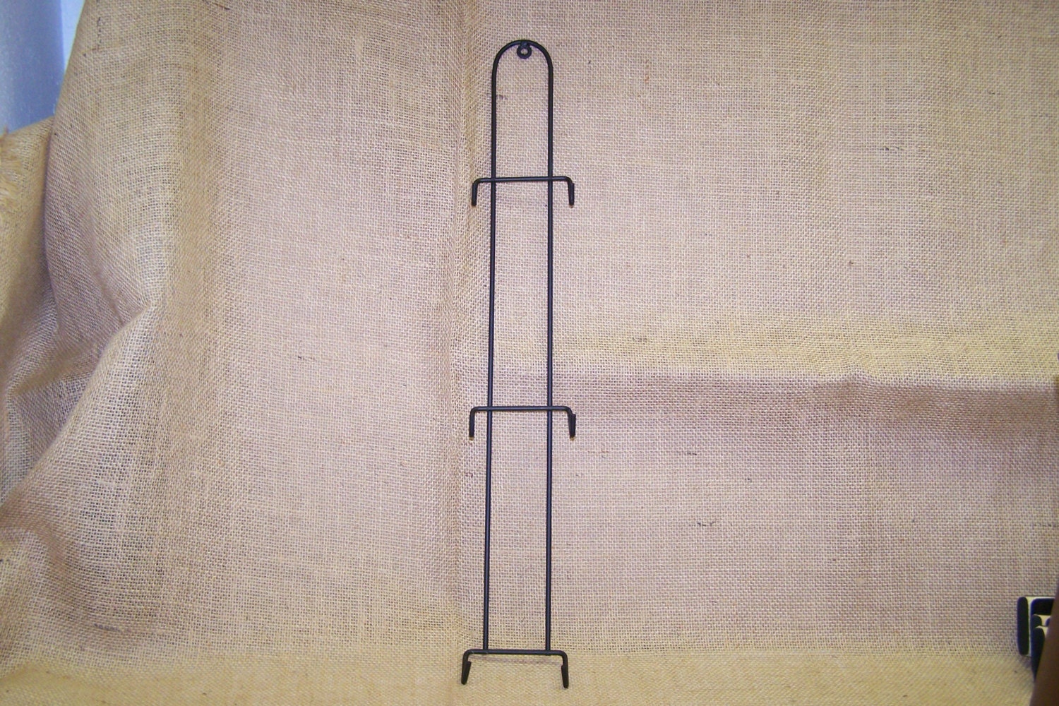 WALL PLATE HANGER new