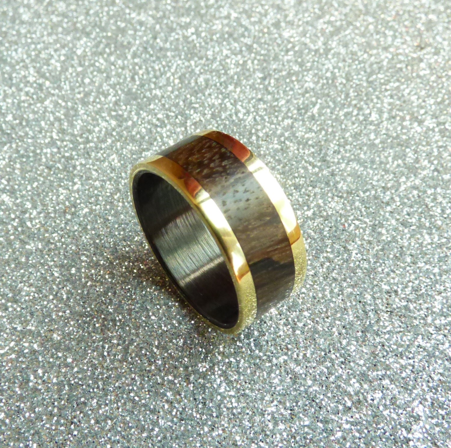 Bronze wood and carbon fiber ring
