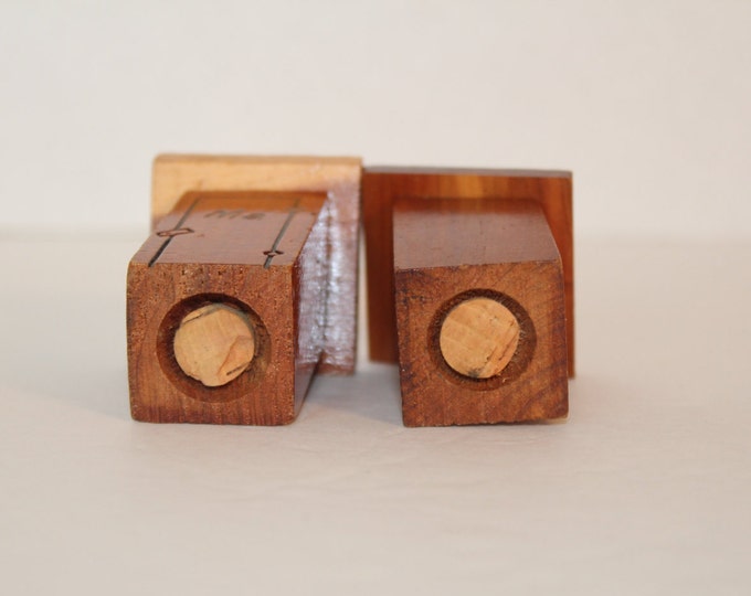 Vintage Wooden Outhouse Salt and Pepper Shakers, Iowa Souvenir