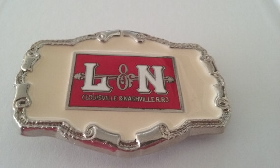 belt-buckle-store-nashville-semashow