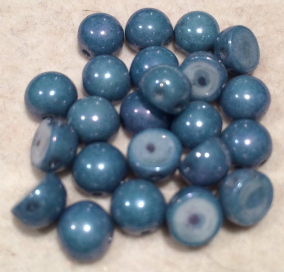 2Hole Cabochon Beads 6mm Chalk White Baby Blue Luster