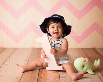 1 Sign Photo Prop for First Birthday Photo Shoot for Babies and Kids - Wooden Number Sign Photographer, Number Sign (Item - NUM001)