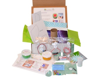 STEM Science Kit - 4 Projects - Science, Technology, Engineering & Math