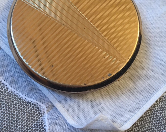 Stratton Compact. Vintage Gold Tone Stripe and Triangle Design on Lid