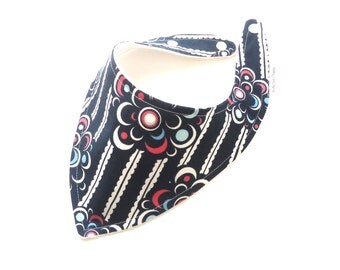 Girl Bandana Bib // Baby Bandana Bib // Baby Bib // Bib // Baby Gift // Floral // Baby Shower