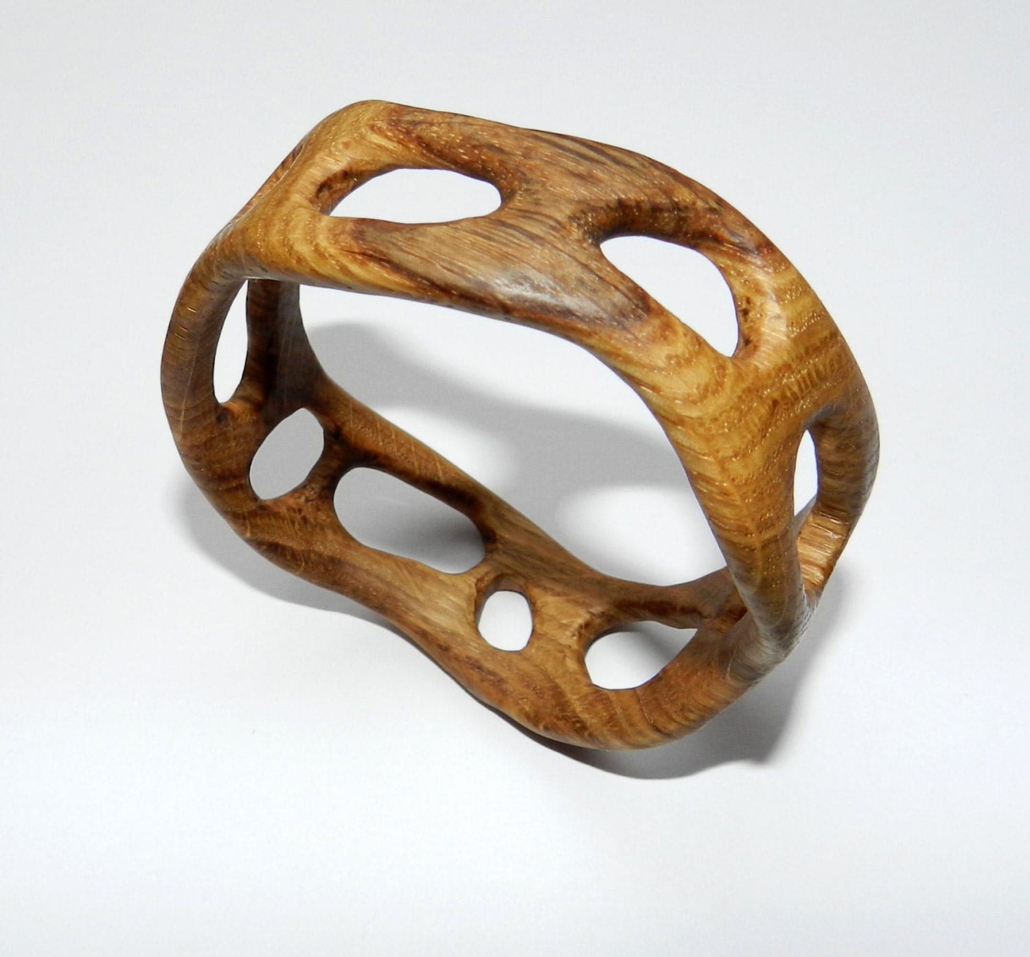 Simple DIY Wire-Wrapped Wooden Bangle Bracelet