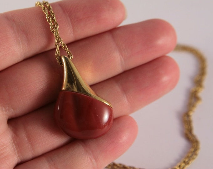 Red Tear Drop Necklace Burgundy Necklace Pear Pendant Long Chain Carmin Trifari Necklace Everyday Jewelry Gift For Girlfriend Wife Present