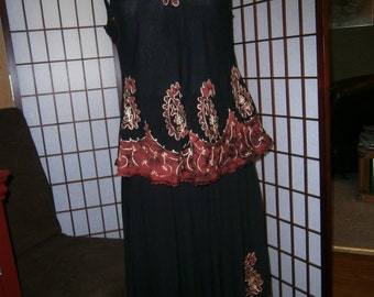 Women's Long Skirt and Sleeveless Top - Indian Boutique