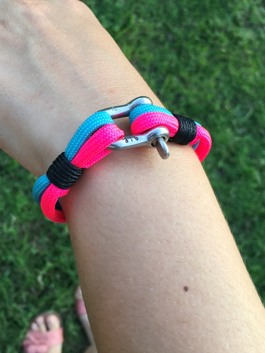 Paracord Nautical bracelet with stainless steel D shackle