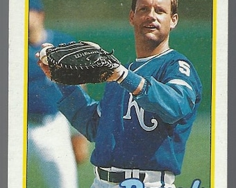 1989 Topps GEORGE BRETT Hall of Fame Kansas City ROYALS original vintage baseball card number 200 great condition great gloss sharp corners