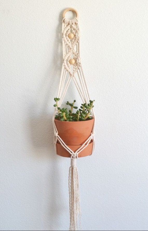 Items similar to Plant Hanger on Etsy