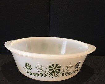 Glassbake Green Daisy 2 quart casserole dish / Milk Glass / Oven to Table dish / Vintage Glassbake / Green Daisy dish / Serving dish