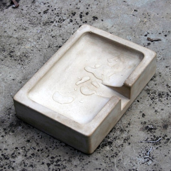 Concrete Soap Dish