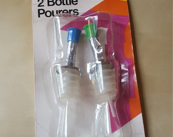 Irvingware 1980 set of Bottle Pourer new in package