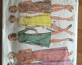 1973 Vintage Pattern Style 4120 - Maxi/Knee length dress - size 141/2 (37" Bust)