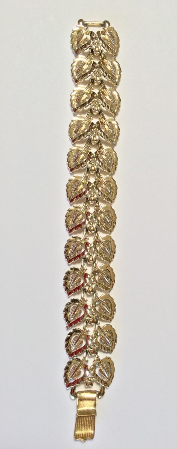 Vintage Coro Bracelet Coro Gold Tone Leaf Pattern Bracelet