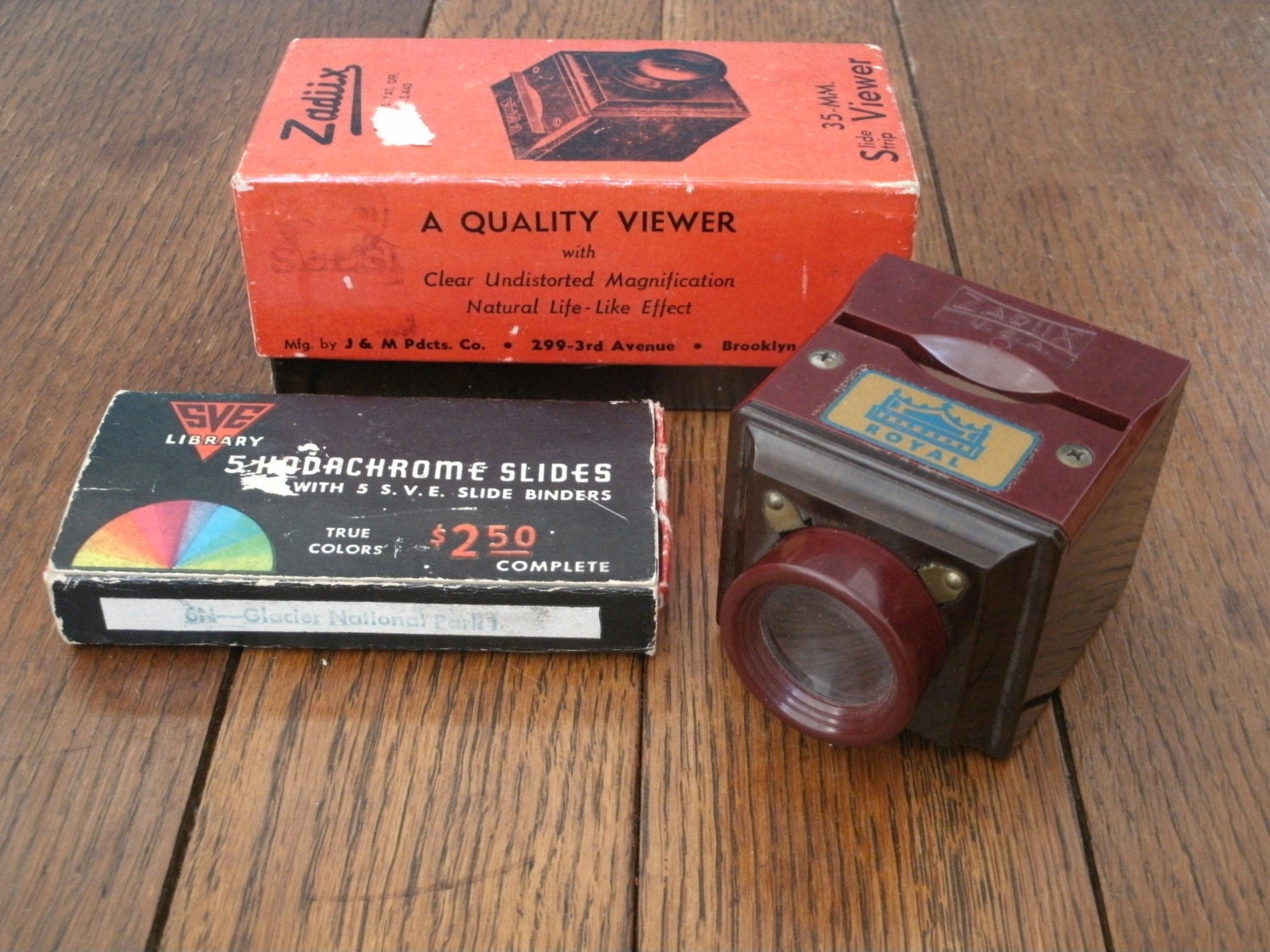 Zadiix Slide Viewer 35mm With Kodachrome Slide pack by NeverTooOld