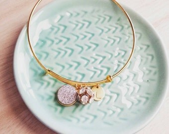 Wonder woman bangle bracelets wholesale Wonder woman bangle bracelets wholesale