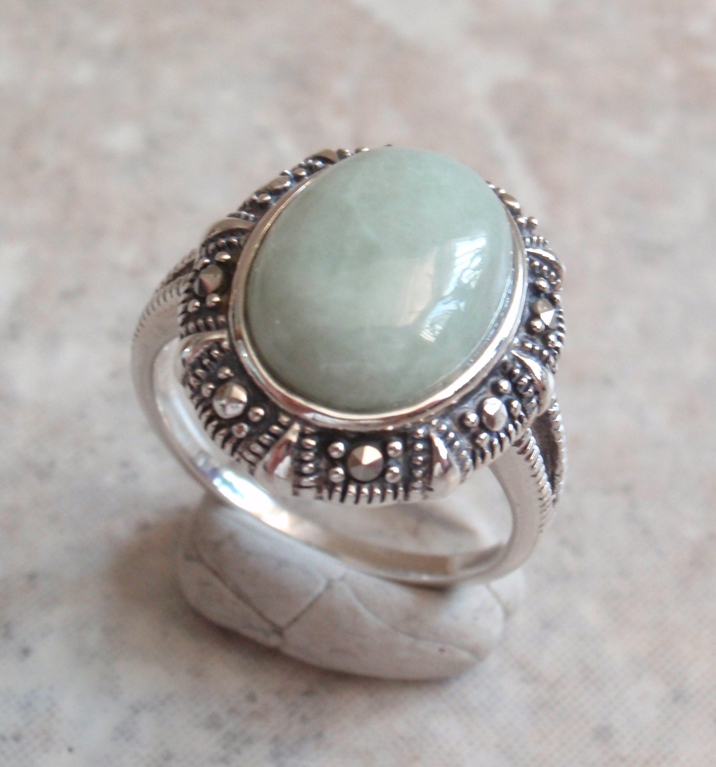 Jade Ring Sterling Silver Marcasites Oval Shape Size 8 Vintage