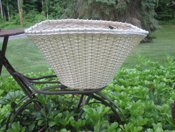 white bike basket