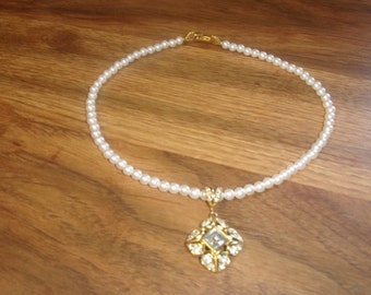vintage necklace choker faux pearls goldtone rhinestones signed richelieu