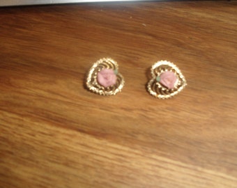 vintage clip on earrings goldtone porcelain flowers