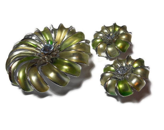 FREE SHIPPING Light green brooch and earrings, green enamel flowers with rhinestone center, floral figural brooch and clip earrings