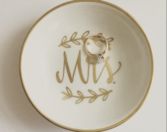Mrs. Ring Dish, Jewelry Dish, Trinket Dish, Wedding Ring Dish