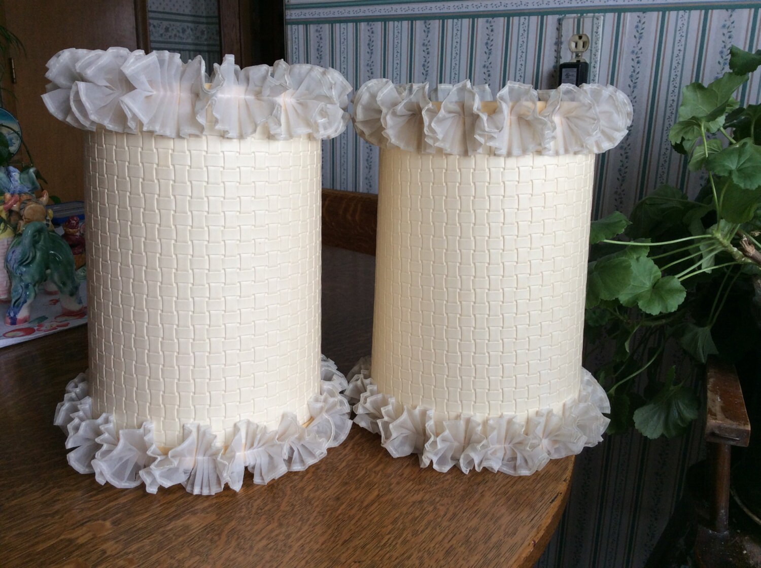 Retro Drum Lamp Shades Vintage Ruffled with Basket Weave