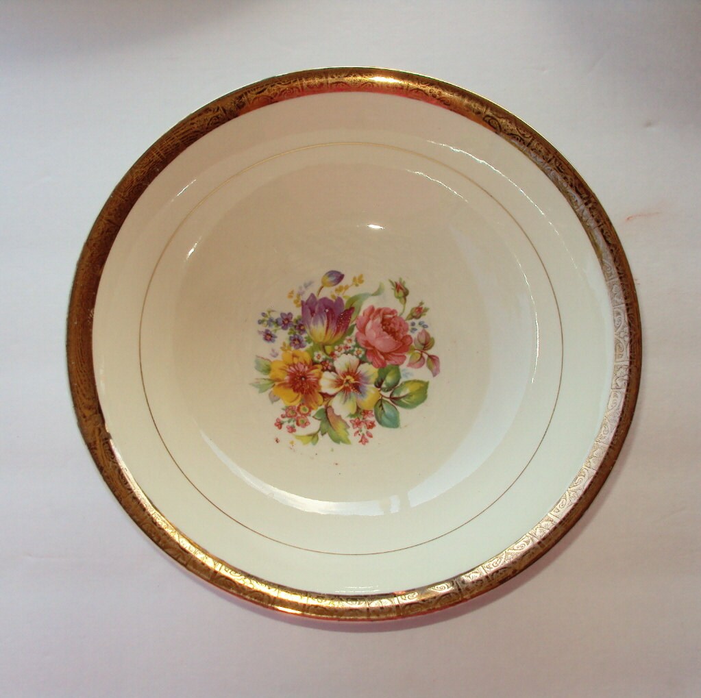 Serving Bowl 9 in 22kt gold rim floral Stetson China USA