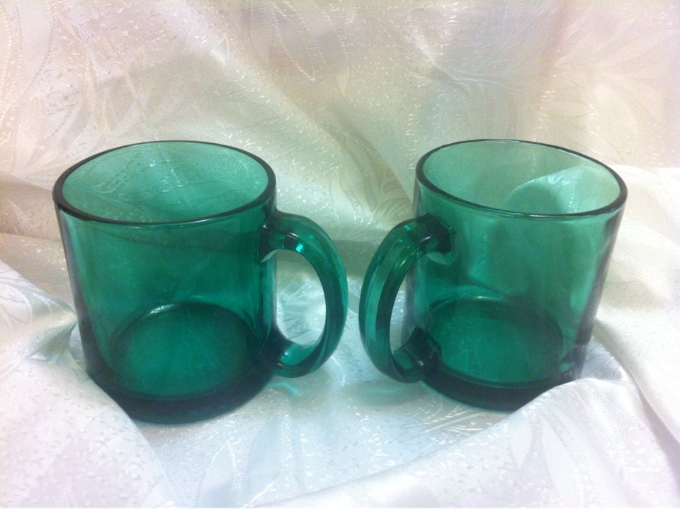 Set of Two Green Glass Tea Coffee Mugs made in U.S.A. by dream60